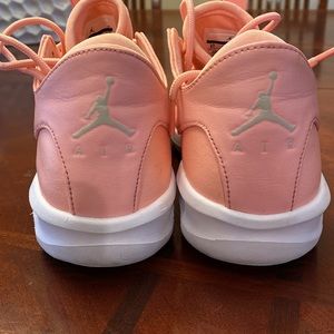 Air Jordan AJ7317-600